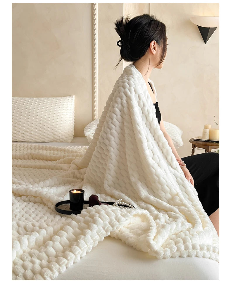 Soft Thick Warm Blanket for Office Nap - Cozy Fleece Throw for Sofa,Couch,Bed Lightweight Warm Winter Blanket for Adults Travel