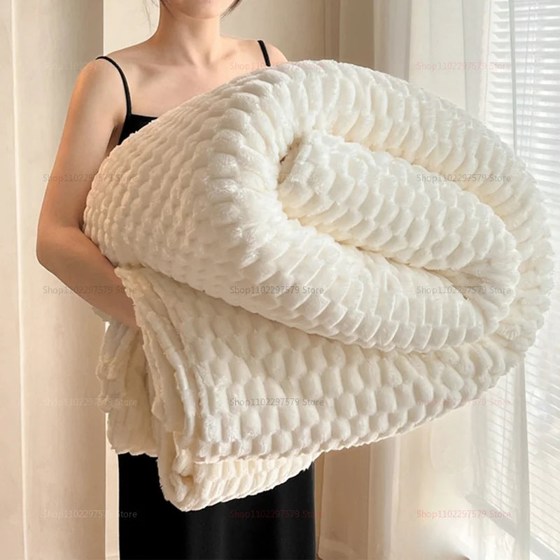 Soft Thick Warm Blanket for Office Nap - Cozy Fleece Throw for Sofa,Couch,Bed Lightweight Warm Winter Blanket for Adults Travel