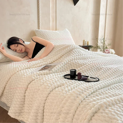 Soft Thick Warm Blanket for Office Nap - Cozy Fleece Throw for Sofa,Couch,Bed Lightweight Warm Winter Blanket for Adults Travel