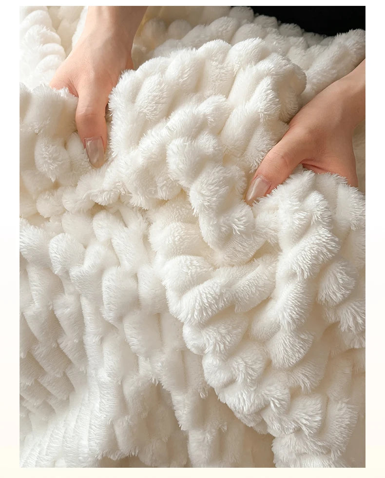 Soft Thick Warm Blanket for Office Nap - Cozy Fleece Throw for Sofa,Couch,Bed Lightweight Warm Winter Blanket for Adults Travel